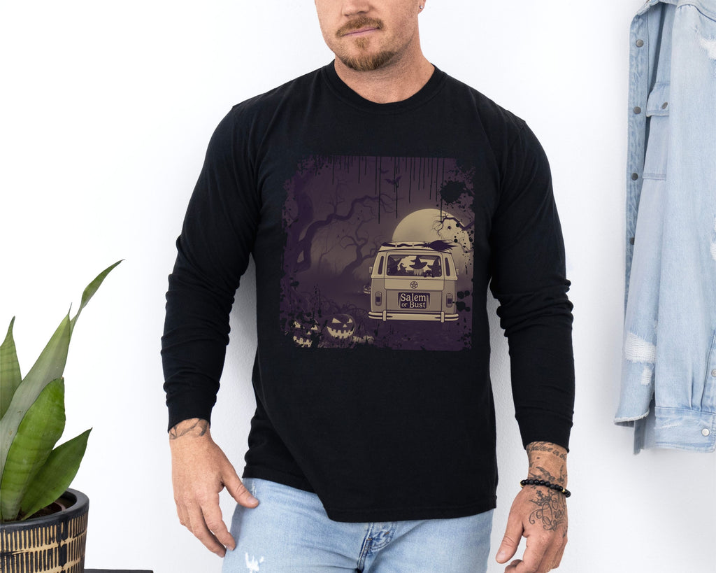 Vintage Salem or Bust Halloween Long Sleeve Tshirt | Spooky original design Long Sleeve