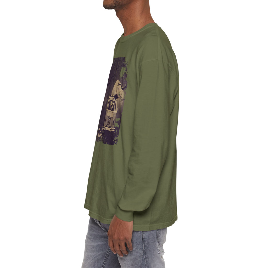 Vintage Salem or Bust Halloween Long Sleeve Tshirt | Spooky original design Long Sleeve